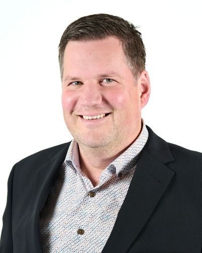 Michael Schneider